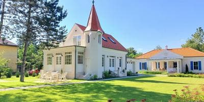 Schieszl Villa