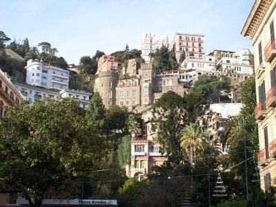 Carlo di Borbone Apartments - Napoli Chiaia