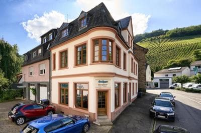 Große DTV-zertifizierte Ferienwohnung an der Mosel für 7 Personen - 3 Schlafzimmer, Parkplatz & Waschmaschine
