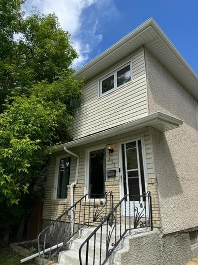 Modern home in Downtown Wpg