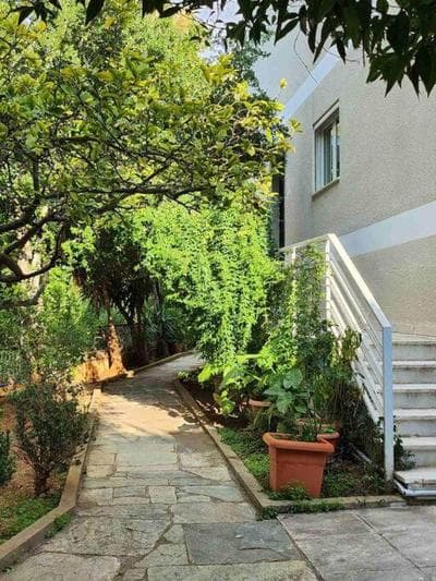 Vouliagmeni Thalassa Apartment