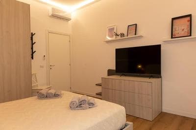 Casa Caterina Holiday House - Bright Modern Apartment Near Trastevere