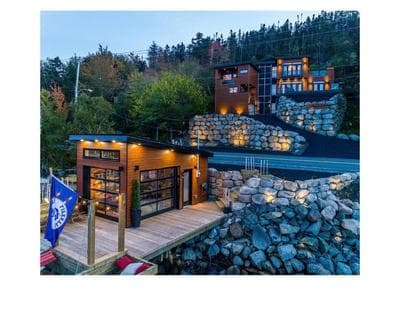Luxury Halifax Waterfront Paradise -Pool, Hot Tub, Private Wharf, Boathouse, Backyard Oasis, Lookout