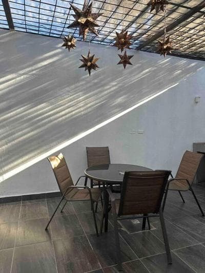 Elegante Casa Nueva Comoda con Asador