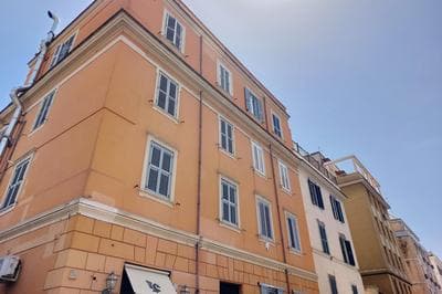 Alba Home Re Di Roma