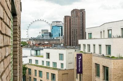 16 minutes Walk To London Eye, Shard View and Balcony