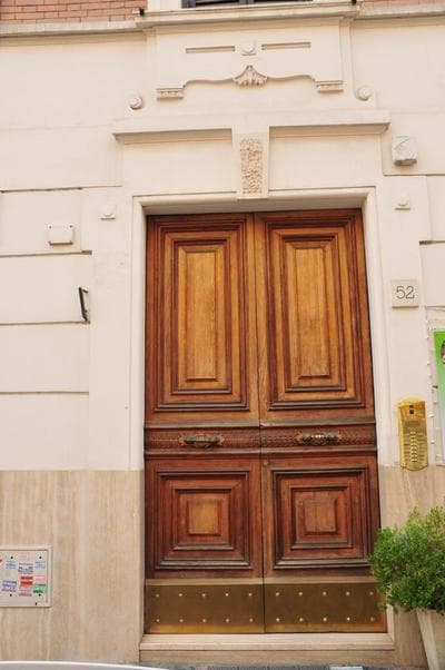 CARDINAL STUDIO - 2 steps from Vatican & Ottaviano metro - Secure, vibrant, wealthy, accessibile area - Warm multilanguage guest care