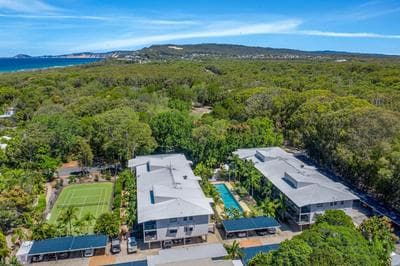 Baden 57 - Rainbow Shores Pools - Tennis Court - Walk to Beach - Aircon