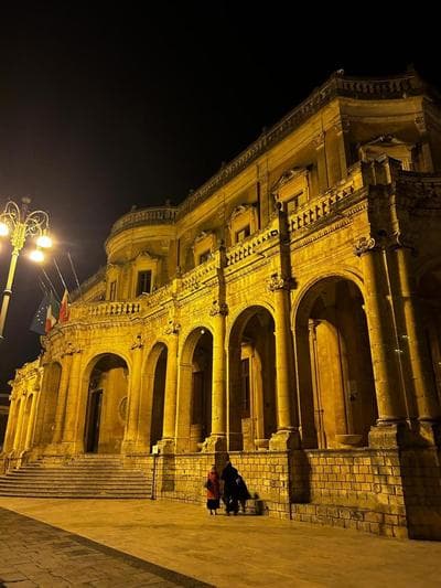 Leonardo Sicilian Casa 2