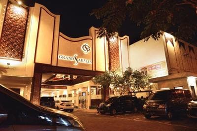Grand Sahman Hotel