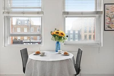 Family friendly - Stylish Kentish Town