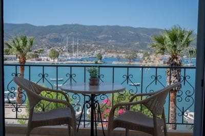 Theano Hotel