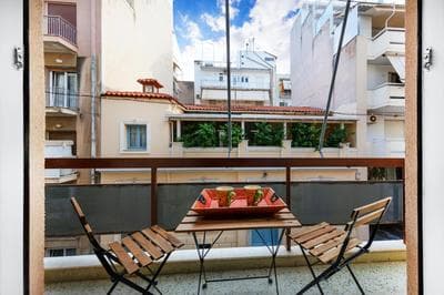 Spacious 3 Bedroom apt near Acropolis museum