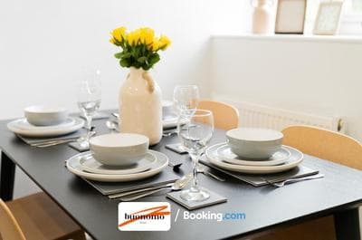 Two Bedroom Apartment By Buonomo Stays Short Lets & Serviced Accommodation in Islington