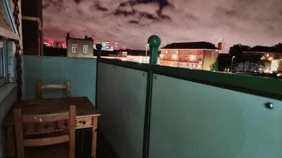 Amazing 1 bed entire flat with separate living room and kitchen in London With Free Parking