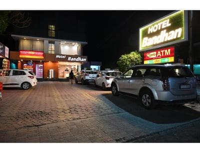 Hotel Bandhan, Shirdi
