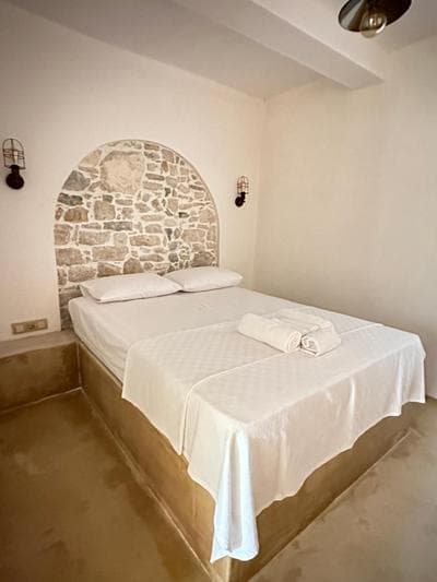 Holurla Harmony House