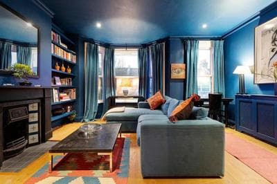 Bright, Colourful 2 bed home, 15 mins from central