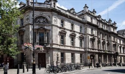 West End, Drury Lane, Modern 3 Bedroom Apt