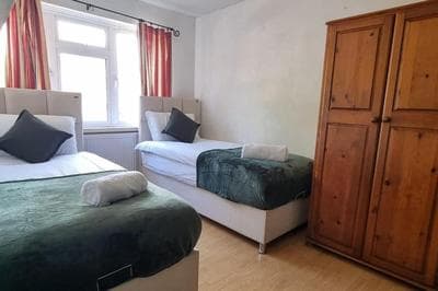 Entire Flat in London Alexandra Palace