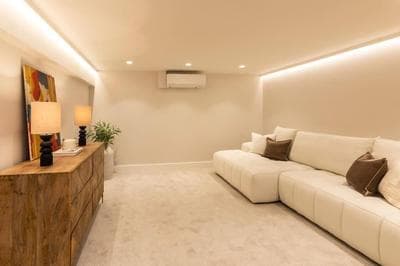 Chic 3 Bed Home in Notting Hill