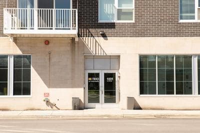 Flexhome Walkers Point 2BR T3 with Gym and Balcony