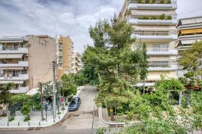 Sweet and modern flat at Palaio faliro
