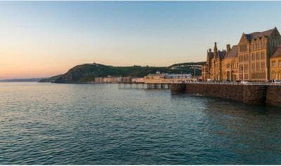 Stunning Pet Friendly 2 bed StaticCaravan in Clarach Bay 2017 model