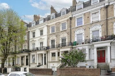 Luxurious modern flat in charming Little Venice