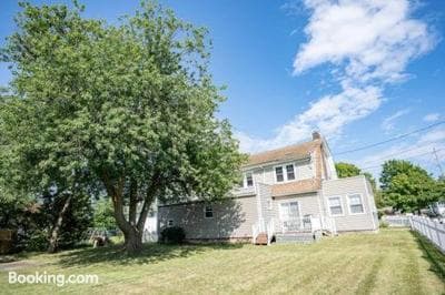 AC 6BR2BA Quiet Island House Near Casinos