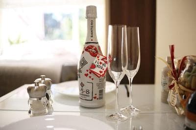 Studio flat London