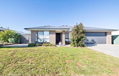 Magnolia Entertainer - Firepit, Pets Welcome