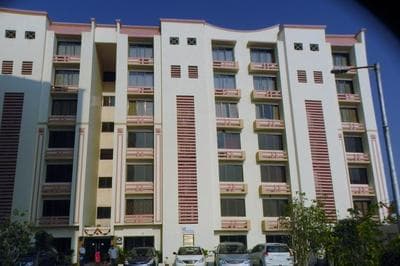 Collection O Reeva Regency