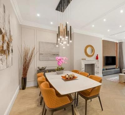London Apartment in Bramerton