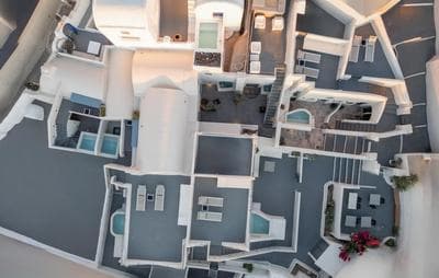 Alaya Suites