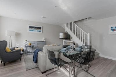 Stylish Poole townhouse
