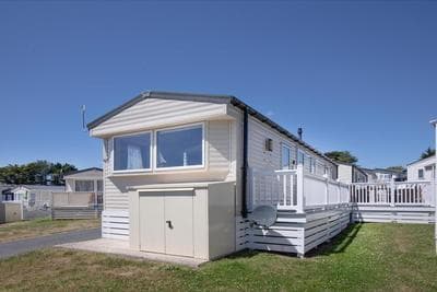 Cheerful holiday home at Landscove Holiday Park in Brixham