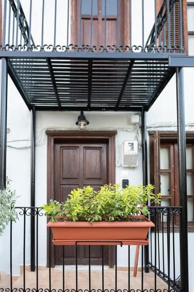 Olive House Old Town - Meno Homes 7