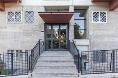 Hostly-Libia Light Lodge-10min Metro to Colosseum