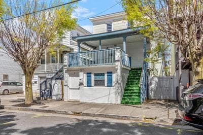 9 Bedroom, 14 Beds House Great for Big Groups Near Boardwalk, Tropicana