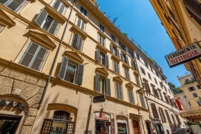 Heavenly Trevi Luxury Apartment