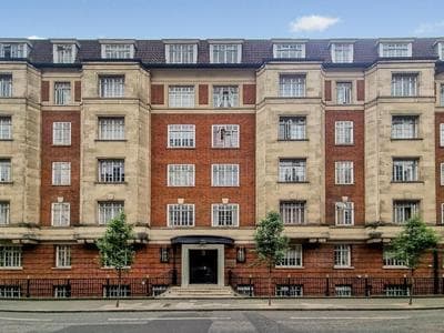 Estatesmen Park Lane Marble Arch Apartment