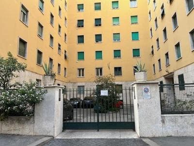 PiazzaBolognaStay