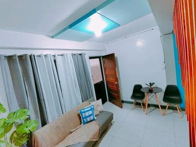 Gomez St 2BR Apartment in Downtown- Host Homes