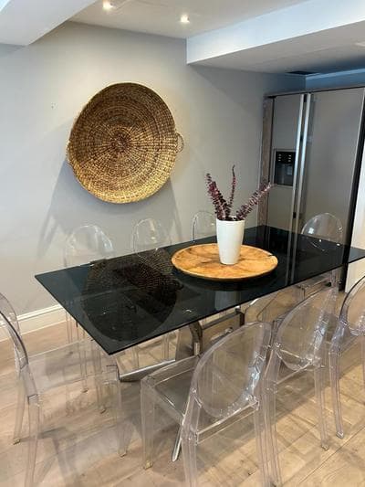 Spacious 4-bedroom beautiful home on Chelsea Green