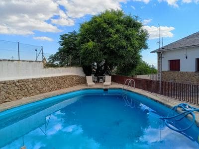 Chalet de Montaña Denubeanube con Piscina y Vistas