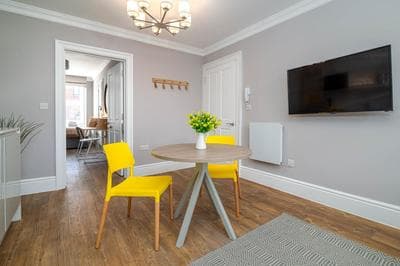 37 Doughty Street - Urban Apartments