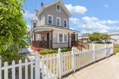5BD 4BA Victorian House by Hard Rock Boardwalk