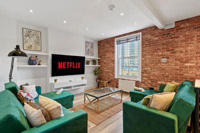 Grand Flat in Little Venice - Sleeps 8