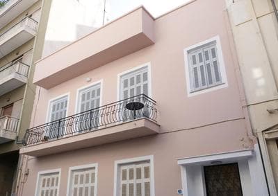 Classic Athenian house 2mins from metro